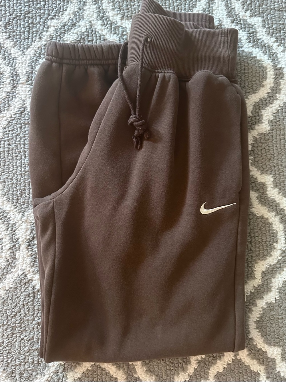 Nike Chocolate Brown Women’s  XS Joggers with White Nike  Swoosh